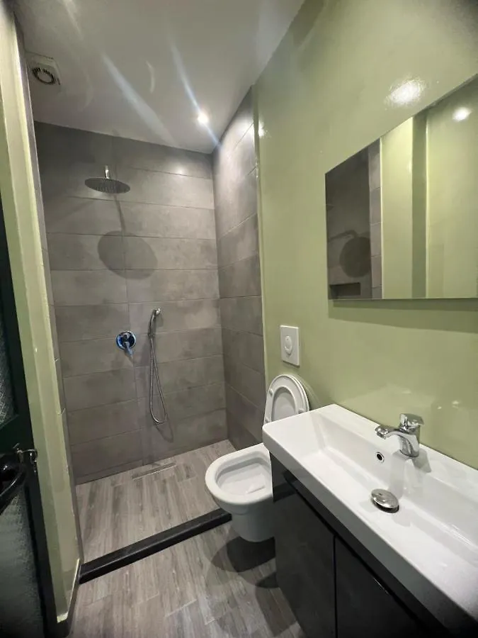 Hotel Ergi Durrës 3*,