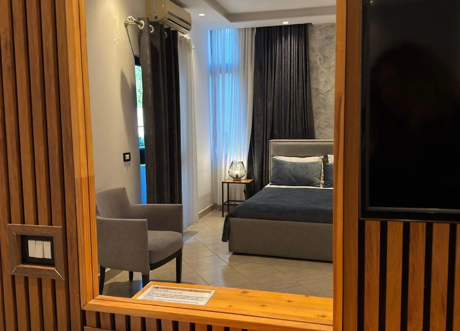 ***  Hotel Ergi Durrës Albanien